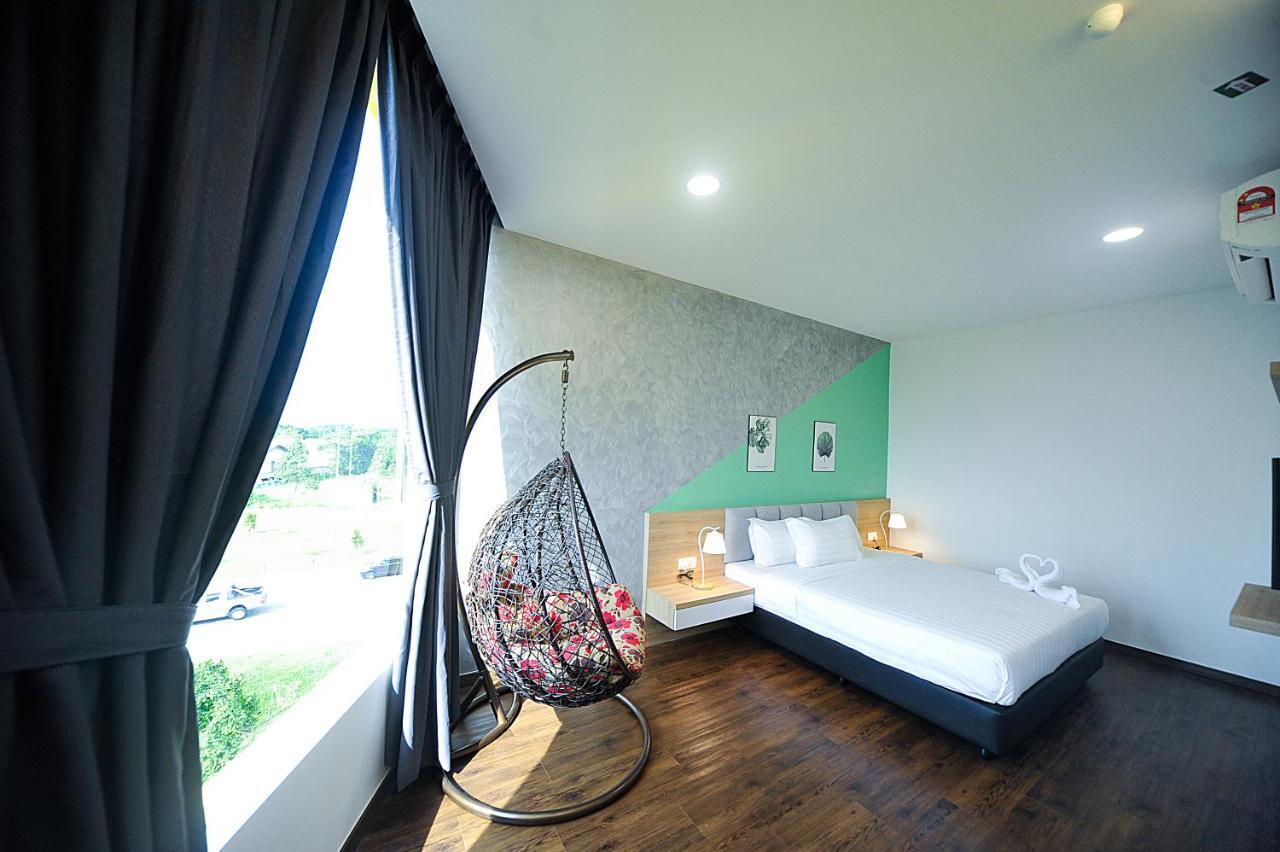 Mye Hotel Muar